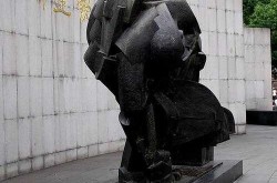 上海人民公园有阳性？官方回应（上海有多少艾滋病人）
