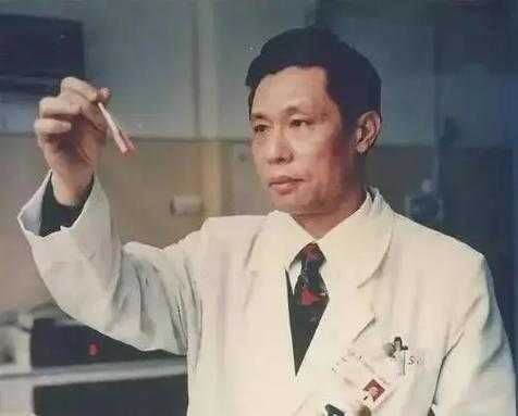 钟南山的儿子是科兴生物的吗（钟南山打的科兴还是生物疫苗）